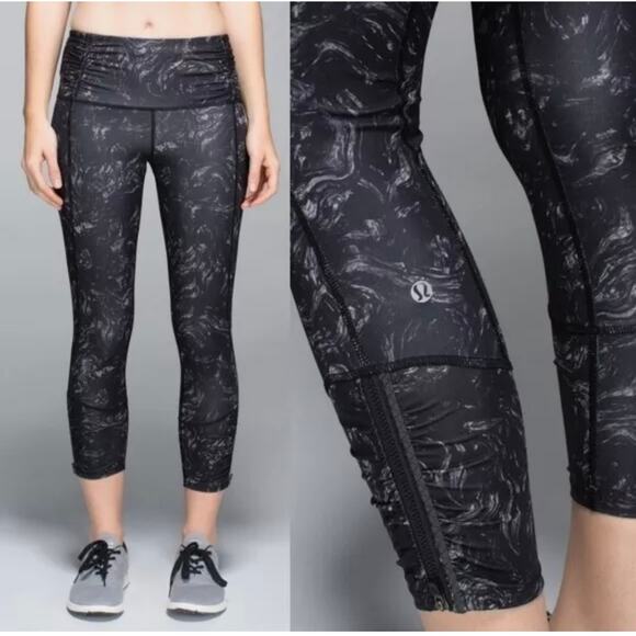 Lululemon leggings - Picture 2 of 9